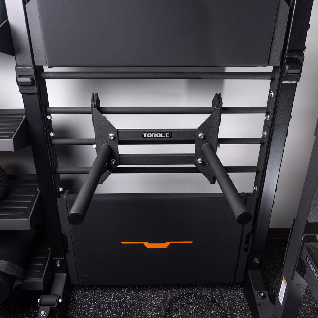 Stall Bar Dip Attachment
