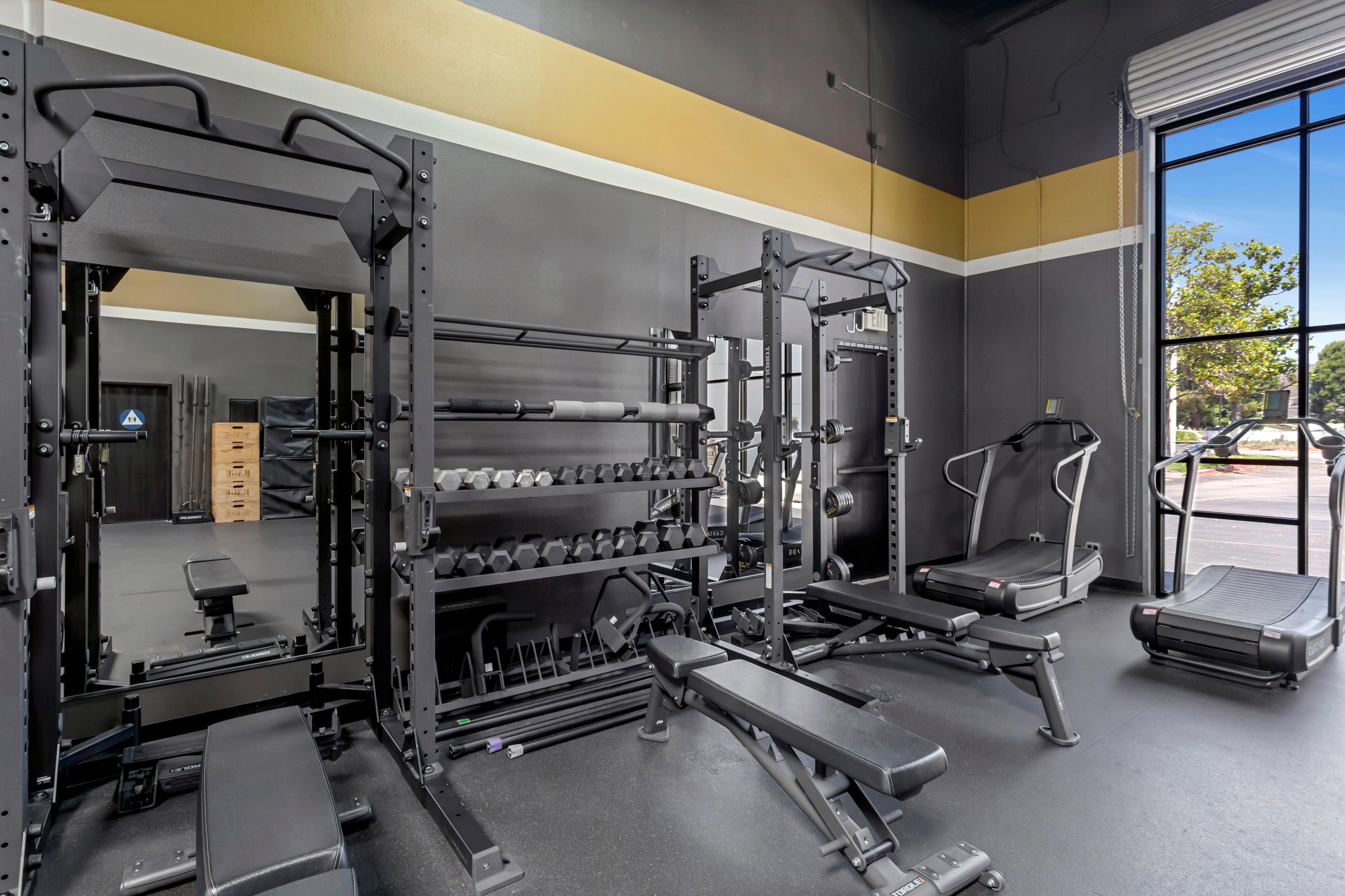 Fit Fix Fit Fix Studios Install – Torque Fitness - Commercial