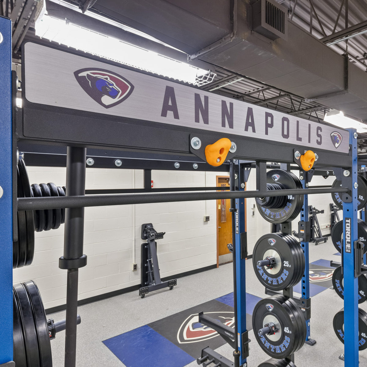 X-RACK & X-SIEGE Custom Signage – Torque Fitness - Commercial