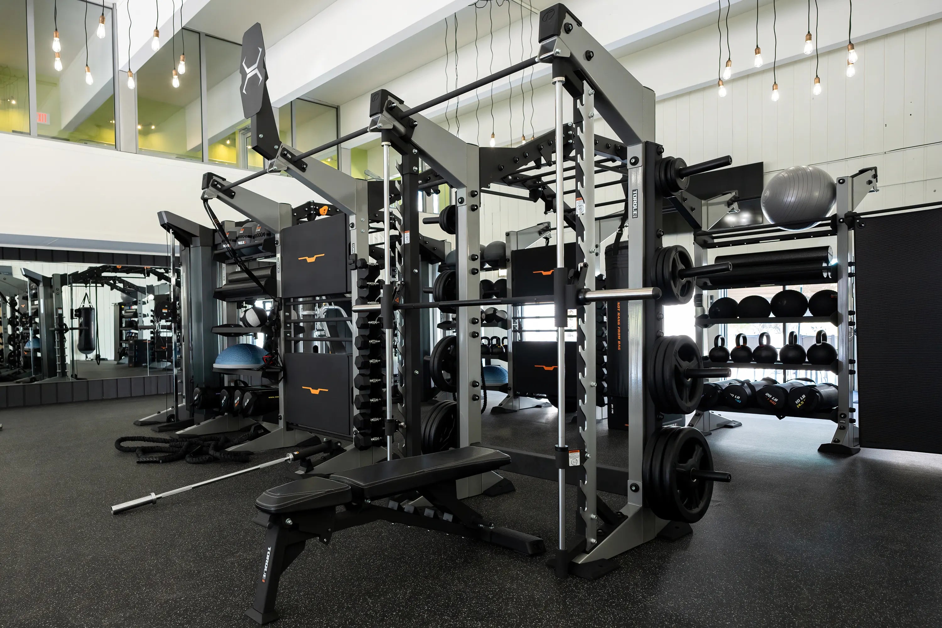EXPOSICIÓN DE LAS INSTALACIONES DE LAKEWOOD ISLES – Torque Fitness ...