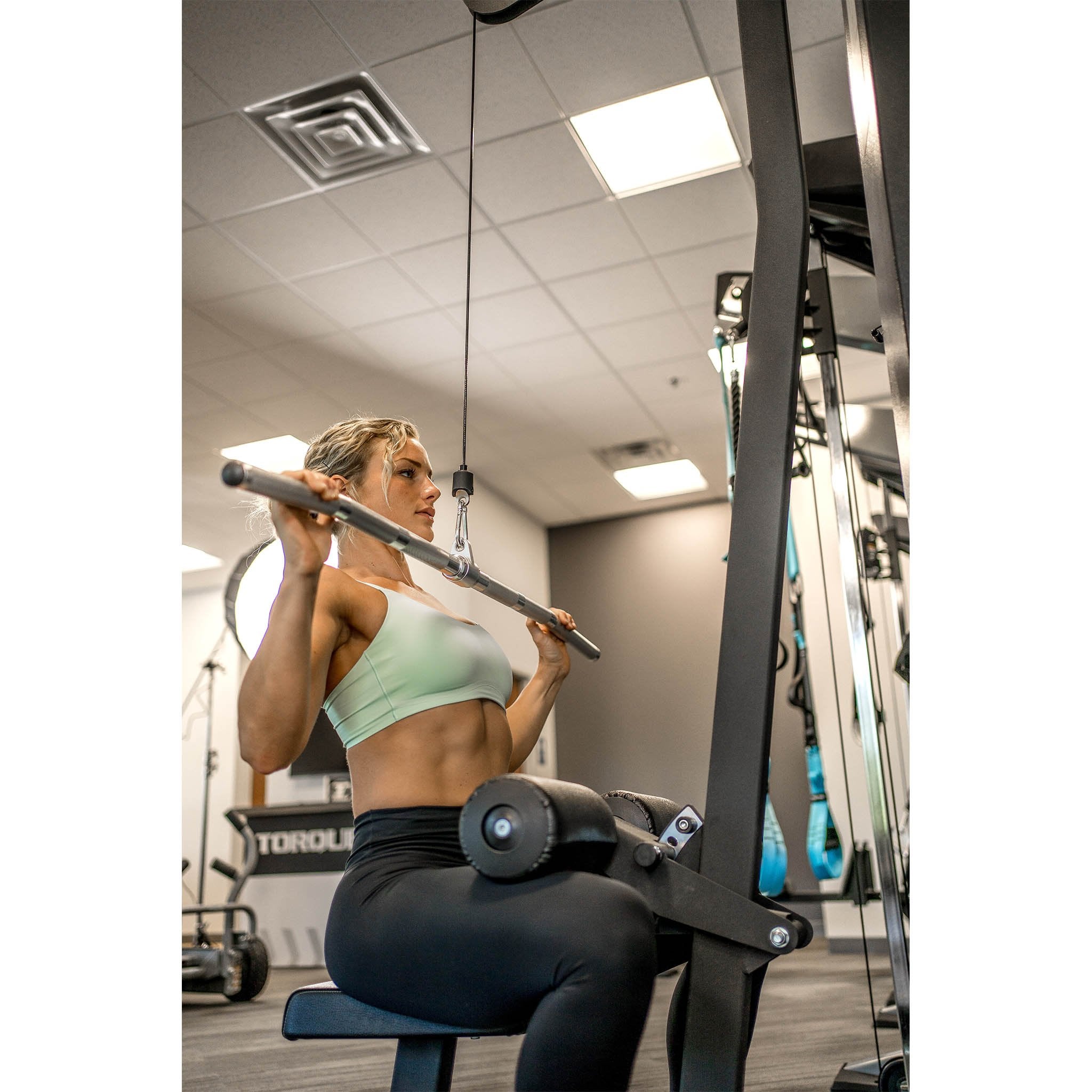 5-Module X-SELECT Wall Cable Station